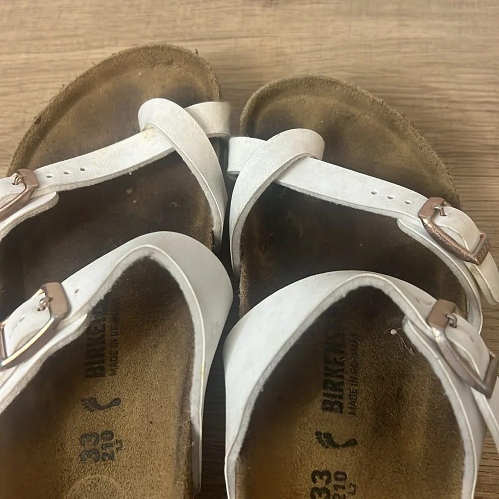Birkenstock, white sandals, kids sz 2